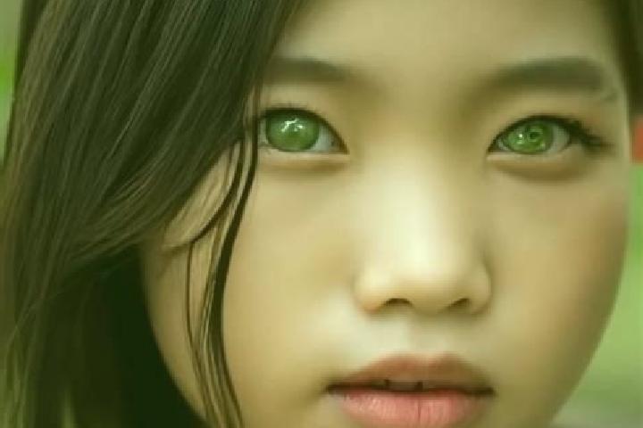 Chloe, 21, a black green-eyed asian companion based in Sotin. Offering Couples, Overnight, Party Girl, Girlfriend Experience. Available for incall and outcal...