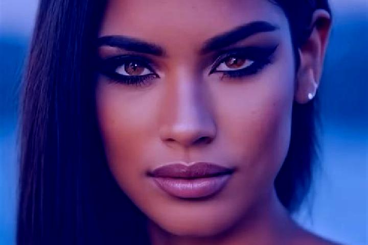 Chloe, 21, a black hazel-eyed latina companion based in Sidi Bou Lanouar. Offering Roleplay, Striptease, Prostate Massage. Available for incall and outcall, ...