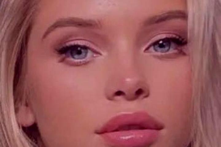 Chloe, 21, a blonde blue-eyed mixed companion based in Gazahio. Offering Roleplay, A-Level, Deep French Kissing, Tantra. Available for incall and outcall, da...
