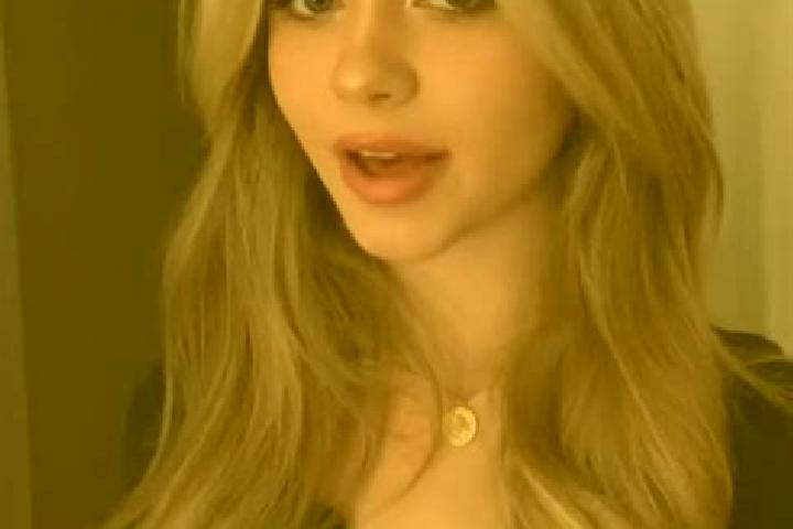 Chloe, 21, a blonde hazel-eyed middle eastern companion based in New Shagunnu. Offering Striptease, BDSM, Overnight, Massage, Domination. Available for incal...