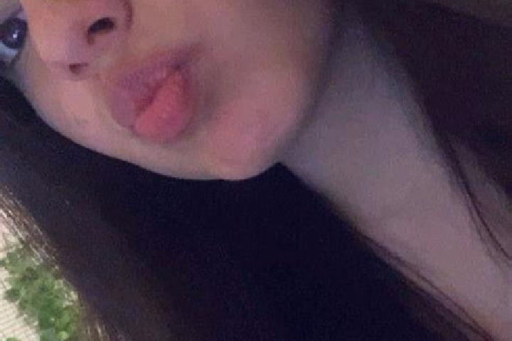 Chloe, 21, a brunette brown-eyed ebony companion based in Zistersdorf. Offering Dinner Date, Party Girl, Roleplay, Erotic Massage. Available for incall and o...