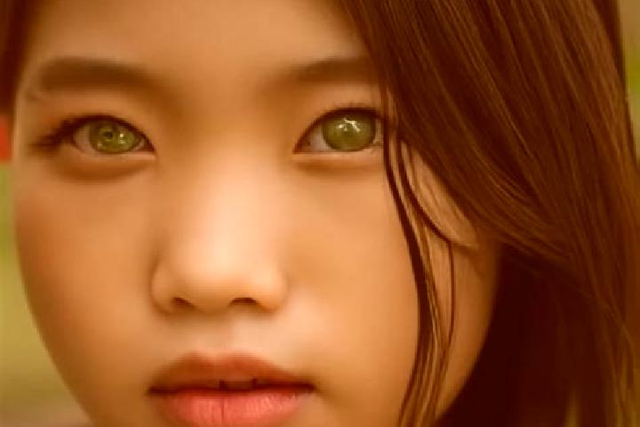 Chloe, 21, a brunette green-eyed asian companion based in Ust -Isha. Offering CIM, A-Level, Duos. Available for incall and outcall, day and evening dates.