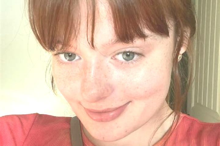 Chloe, 21, a red brown-eyed caribbean companion based in Gbedeguela. Offering BDSM, OWO. Available for incall and outcall, overnight bookings available.