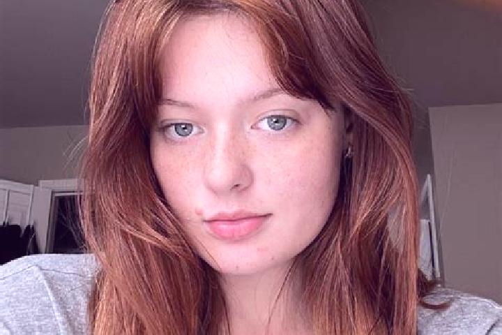 Chloe, 21, a red brown-eyed mixed companion based in Lithakia. Offering Dinner Date, Erotic Massage. Available for incall and outcall, overnight bookings ava...
