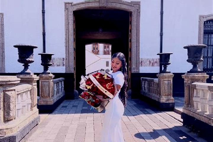 Chloe, 21 — Escort in Chahuite, Mexico