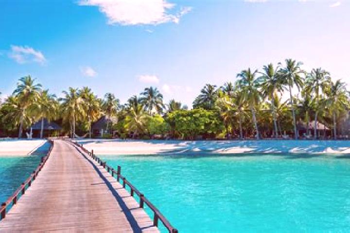 Chloe, 21 — Escort in Haapu, French Polynesia