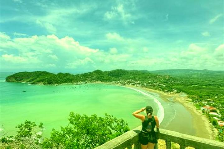 Chloe, 21 — Escort in San Juan del Sur, Nicaragua