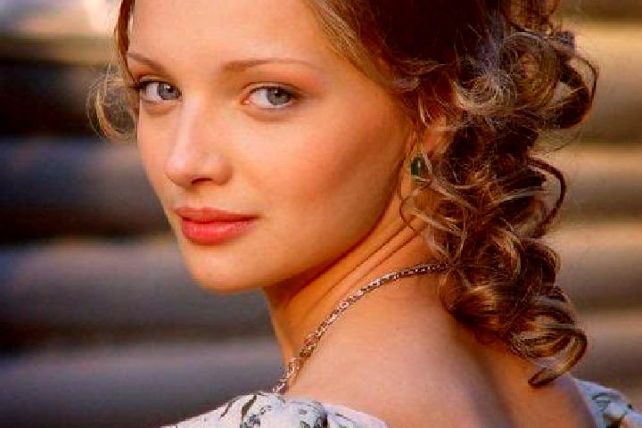Chloe, 21 — Escort in Slobodskoy, Russia