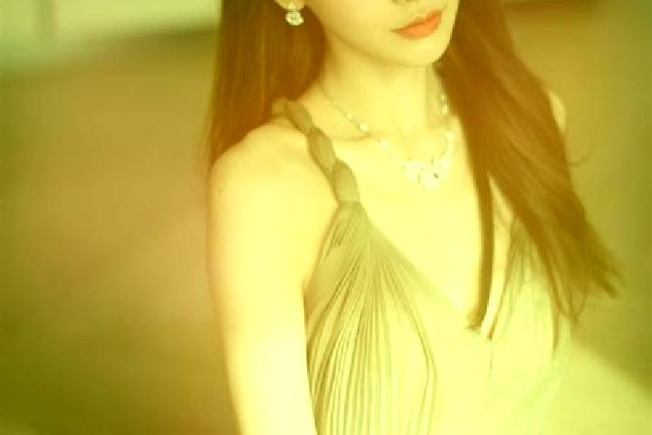 Chloe, 21 — Escort in Yangying, China