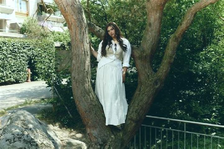 Chloe, 21 — Escort in Zuerich (Kreis 9), Switzerland