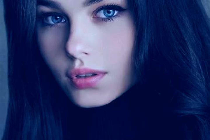 Chloe, 22, a black blue-eyed slavic companion based in Hallowell. Offering OWO, Party Girl, Massage, Overnight. Available for incall and outcall, overnight b...