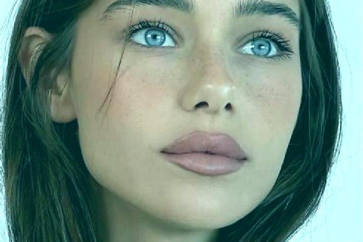 Chloe, 22, a brunette brown-eyed indian companion based in Narman. Offering Roleplay, Overnight, Travel Companion, Dinner Date, Fetish. Available for incall ...