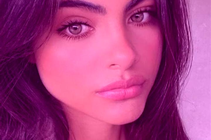 Chloe, 22, a red dark-eyed indian companion based in Sola. Offering GFE, Dinner Date, 69, Girlfriend Experience, BDSM. Available for incall and outcall, over...