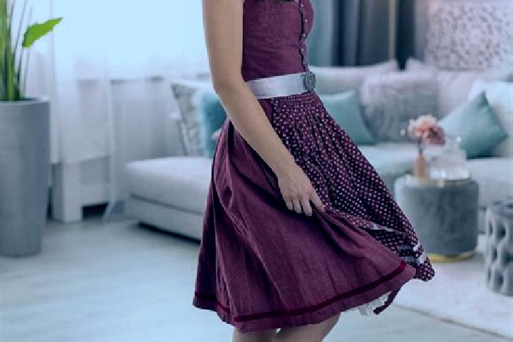 Chloe, 22 — Escort in Eckartsberga, Germany