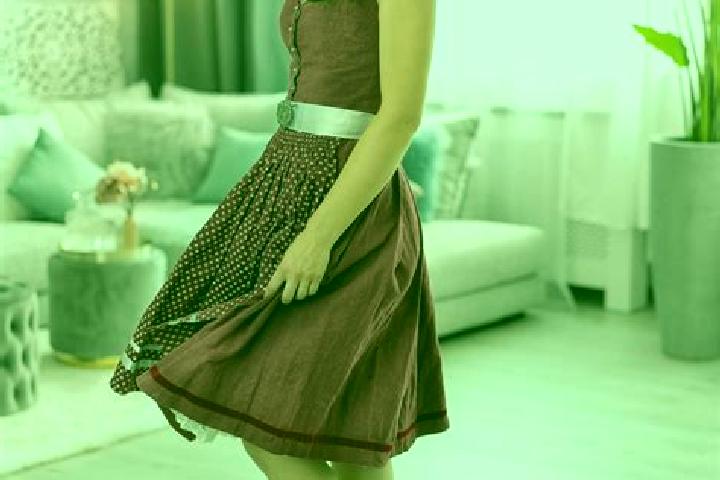 Chloe, 22 — Escort in Giekau, Germany