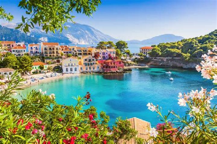 Chloe, 22 — Escort in Kolindros, Greece