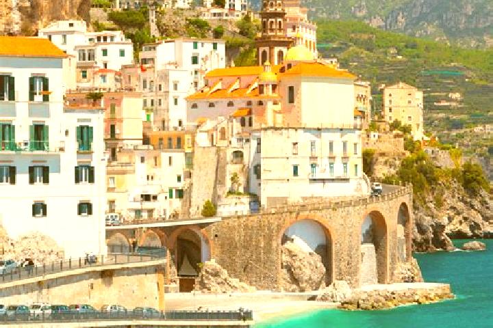 Chloe, 22 — Escort in Materdomini, Italy