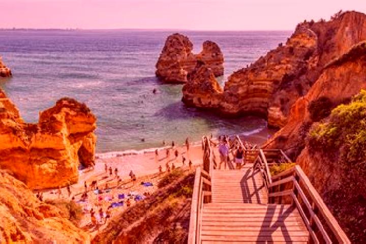 Chloe, 22 — Escort in Piedade, Portugal