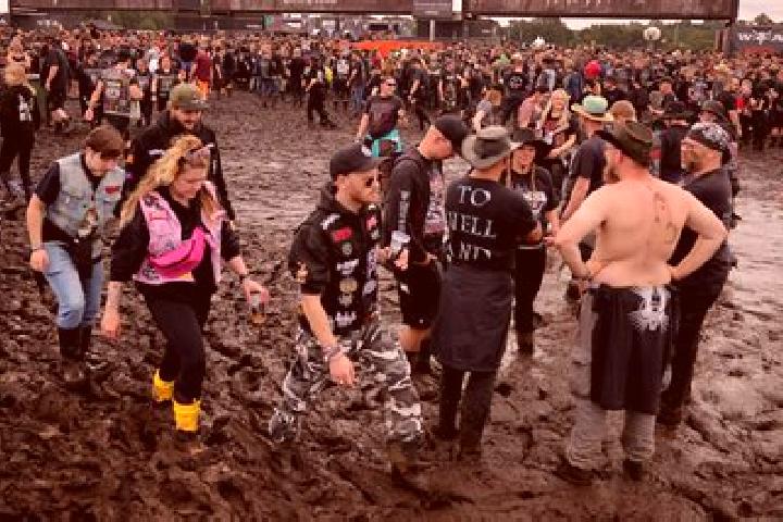 Chloe, 22 — Escort in Wacken, Germany