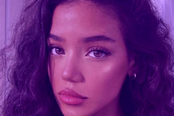 Chloe, 23, a black brown-eyed ebony companion based in Beadnell. Offering Travel Companion, Party Girl, 69. Available for incall and outcall, overnight booki...