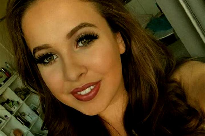 Chloe, 23, a black brown-eyed european companion based in Wembley Downs. Offering Tantra, A-Level, Girlfriend Experience, Party Girl. Available for incall an...