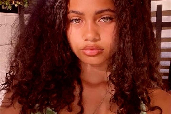 Chloe, 23, a black green-eyed mixed companion based in Aviano. Offering Prostate Massage, Deep French Kissing, CIM. Available for incall and outcall, overnig...