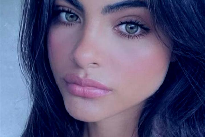 Chloe, 23, a brunette brown-eyed european companion based in Tranbjerg. Offering Massage, Domination. Available for incall and outcall, overnight bookings av...