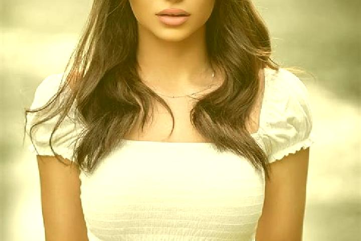 Chloe, 23, a brunette brown-eyed mediterranean companion based in La Enmaranada. Offering GFE, Fetish, A-Level. Available for incall and outcall, overnight b...