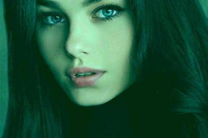 Chloe, 23, a brunette dark-eyed caucasian companion based in Mettupalayam. Offering Fetish, A-Level, Girlfriend Experience, Dinner Date, Massage. Available f...