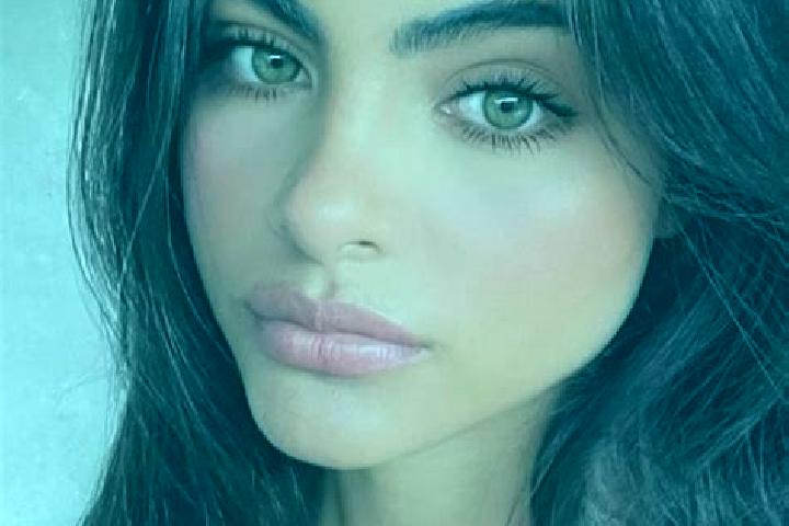 Chloe, 23, a brunette green-eyed mixed companion based in Fushun. Offering BDSM, Overnight, Duos. Available for incall and outcall, overnight bookings availa...