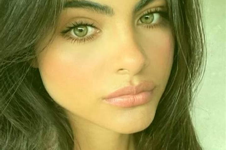 Chloe, 23, a chestnut green-eyed indian companion based in Ouadda. Offering Couples, Striptease, Dinner Date, Travel Companion, Massage. Available for incall...