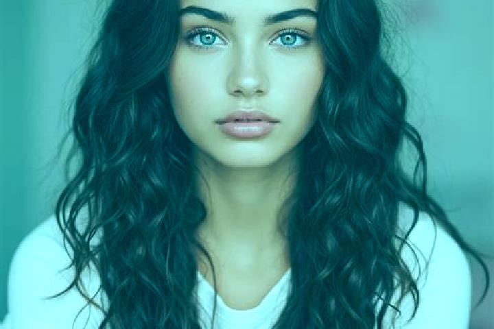 Chloe, 23, a dark blonde amber-eyed mediterranean companion based in Sabana de la Mar. Offering Dinner Date, Deep French Kissing, Couples. Available for inca...