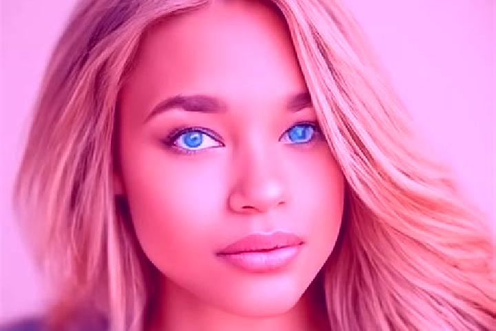Chloe, 23, a dark blonde blue-eyed latina companion based in Trittenheim. Offering Tantra, Dinner Date, Overnight, A-Level. Available for incall and outcall,...