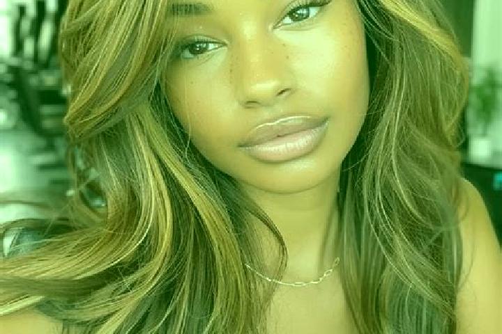 Chloe, 23, a dark blonde brown-eyed mixed companion based in Ksiazenice. Offering Overnight, Girlfriend Experience, CIM, Deep French Kissing. Available for i...