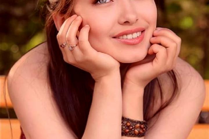 Chloe, 23, a red blue-eyed asian companion based in Mark. Offering Travel Companion, Fetish, GFE. Available for incall and outcall, day and evening dates.