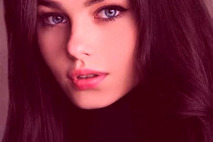 Chloe, 23, a red grey-eyed slavic companion based in Voznesenskoye. Offering Roleplay, Domination. Available for incall and outcall, overnight bookings avail...