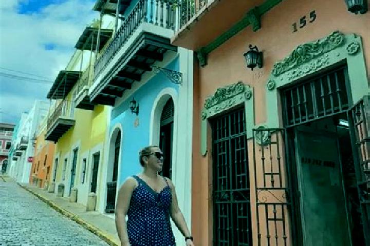 Chloe, 23 — Escort in Bajandas, Puerto Rico