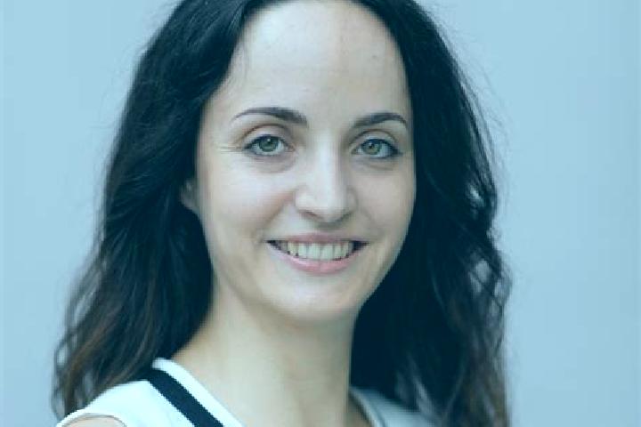 Chloe, 23 — Escort in Embrach / Ebnet, Switzerland
