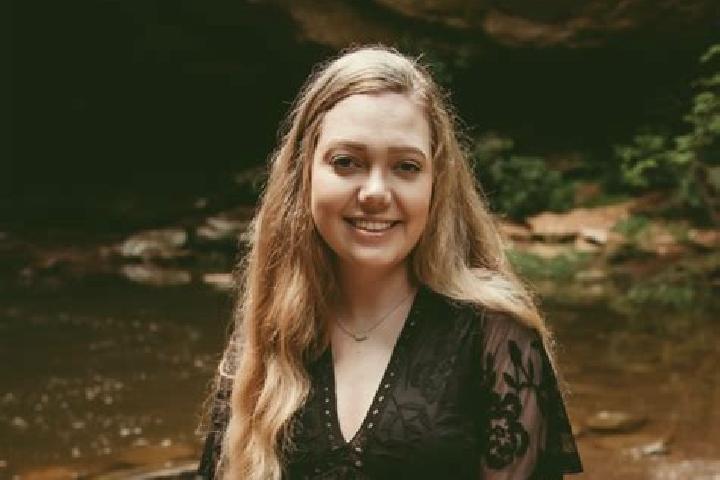 Chloe, 23 — Escort in Joiner, United States