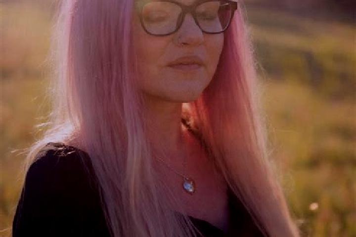 Chloe, 23 — Escort in Kimberly, United States