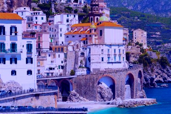 Chloe, 23 — Escort in Nerito, Italy