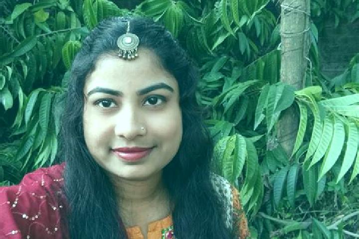 Chloe, 23 — Escort in Parbatipur, Bangladesh