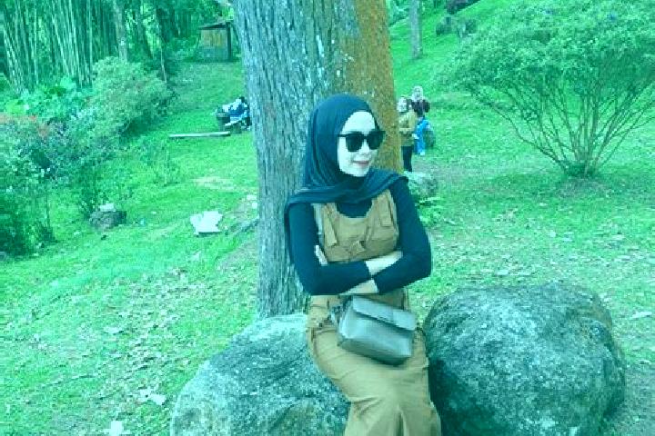 Chloe, 23 — Escort in Sidomulyo, Indonesia