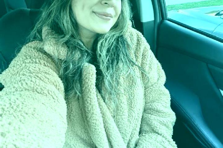 Chloe, 23 — Escort in Snow Shoe, United States