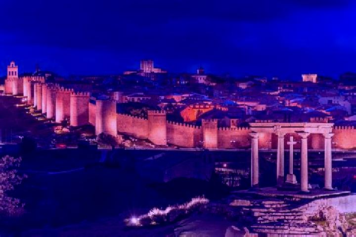 Chloe, 23 — Escort in Tornadizos de Avila, Spain