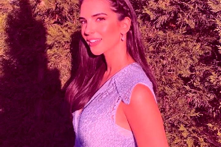 Chloe, 23 — Escort in Turobin, Poland