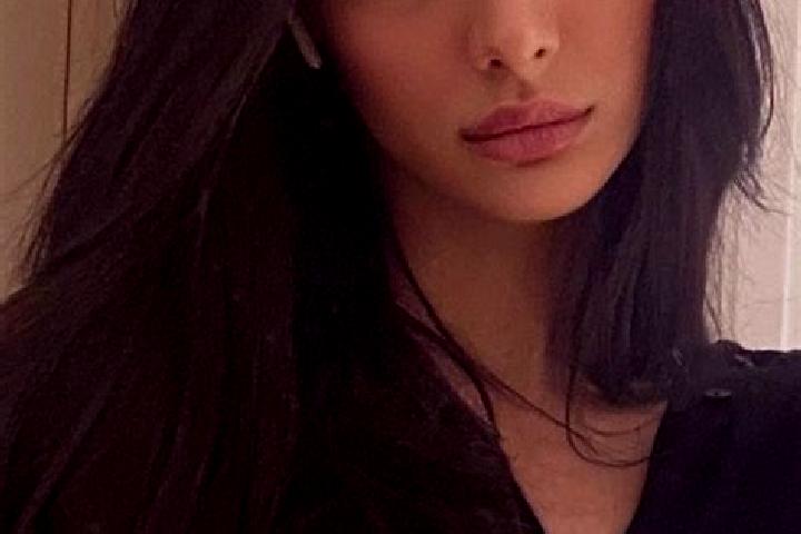 Chloe, 24, a black dark-eyed middle eastern companion based in Kolwezi. Offering Prostate Massage, Erotic Massage, OWO, Fetish. Available for incall and outc...