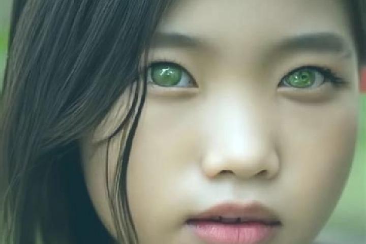 Chloe, 24, a black green-eyed asian companion based in Meijiahe. Offering GFE, BDSM, OWO. Available for incall and outcall, overnight bookings available.