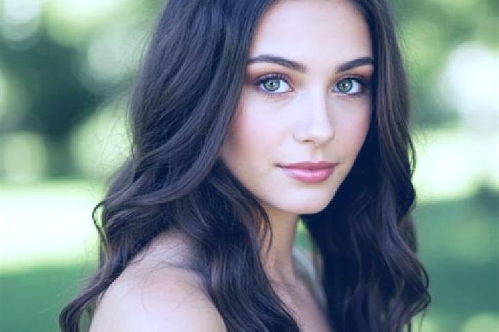 Chloe, 24, a black hazel-eyed slavic companion based in Fleville-devant-Nancy. Offering Girlfriend Experience, Fetish, Domination. Available for incall and o...