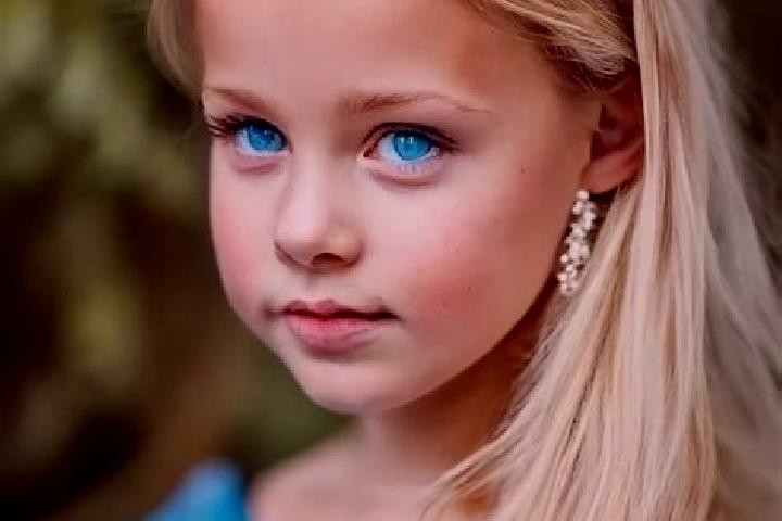 Chloe, 24, a blonde blue-eyed middle eastern companion based in Bridgewater. Offering 69, Party Girl, Roleplay. Available for incall and outcall, day and eve...
